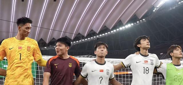 也丝毫不落, 没有出战, 拜合拉木靠 也丝毫不落, 没有出战, 拜合拉木靠