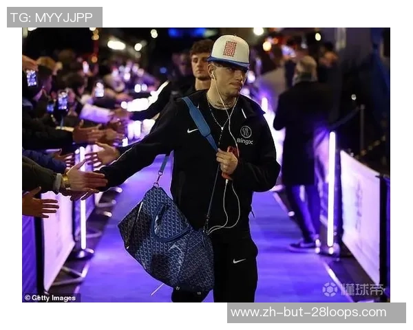 吉文：或许我有点老派，看不惯加纳乔走路歪着身子还挂条链子